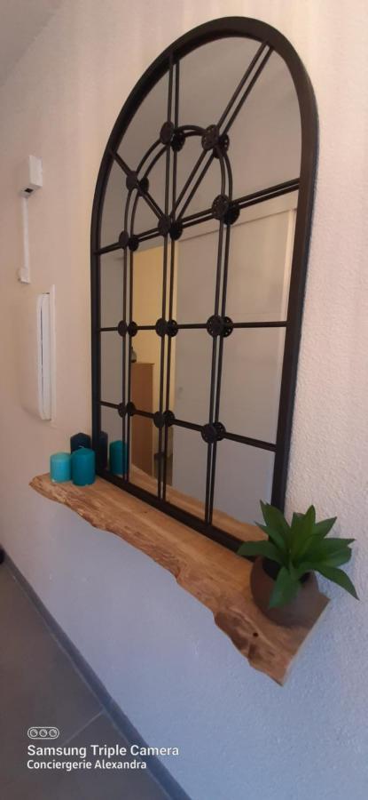 Porto Cristo - Au Port Sans Vis A Vis -Wifi - Parking Apartment แซงต์-ซีเปรียง ภายนอก รูปภาพ